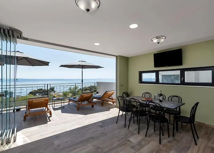 Teraco Βίλα Μακάρσκα